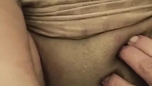 Memek aduhaiku ngentot memek aduhaiku!