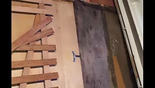 Большой страпон для шлюхи в течке