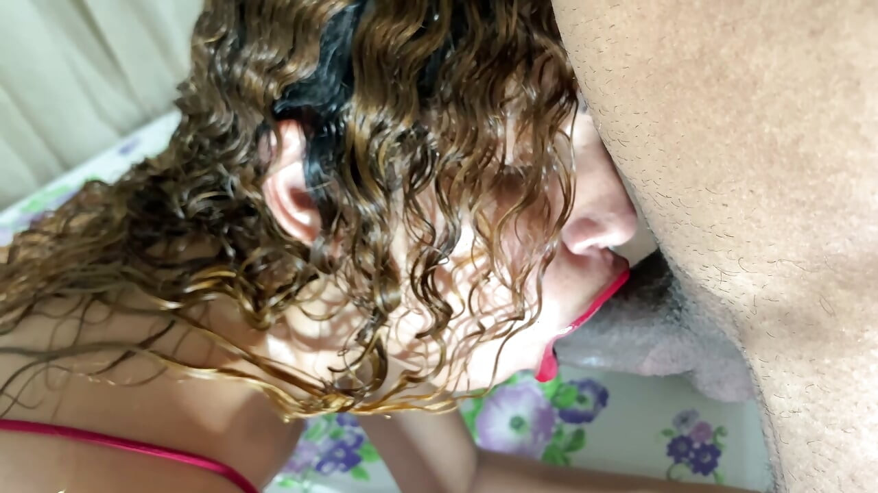 I woke up cumming in my stepsister's mouth