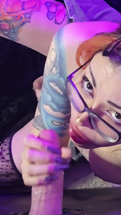 Trans Girl Gloryhole