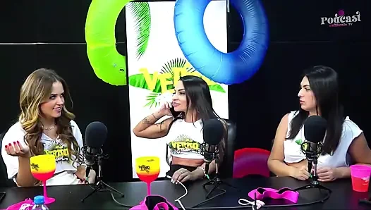 Pagode Da Ofensa - Ep. Summer California: Agnes, Clara Wellen and Monique Bertolini