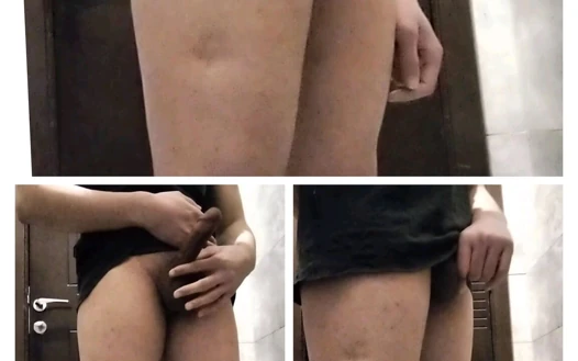 Yakışıklı oğlan mastürbasyonu