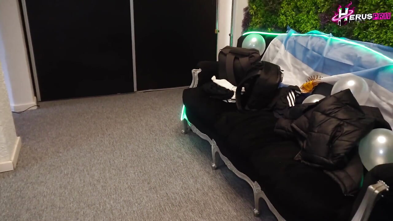 흑인 대물 자지에게 따먹히는 거유 밀프