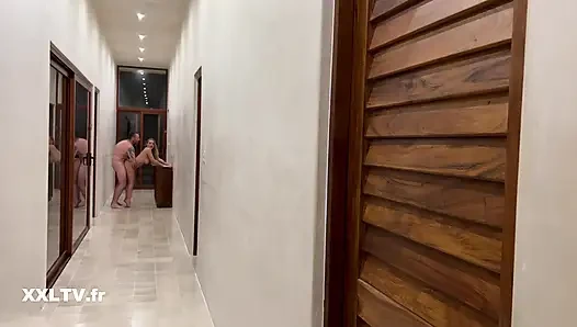Rebecca Volpetti ve Tiffany Leiddi ile Meksika'da dörtlü seks