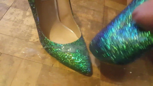 Cum for glittery Steve Maddens