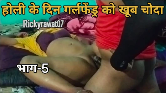 Sitting on top of his girlfriend's cock, he fucked her a lot.