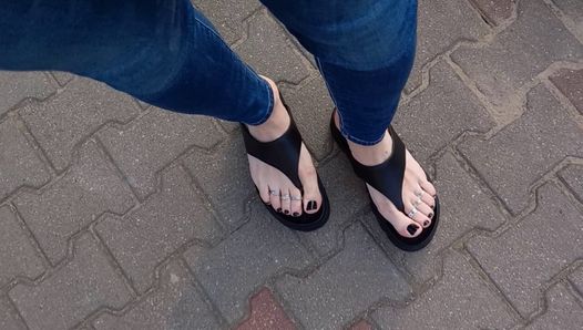 I walk around and show off my feet in sexy platform flip flops