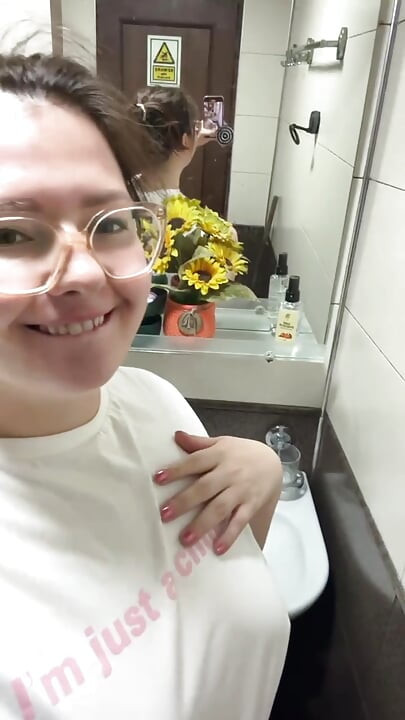 My full naked risky public bathroom masturbation