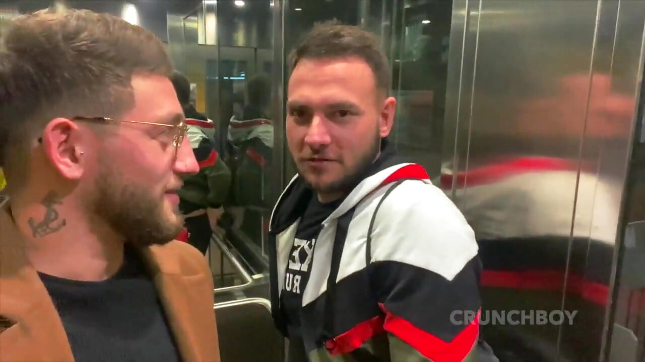 Thomas Pranis трахнула грубо волосатая бабуля