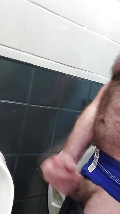 Meet Hairy stepdaddy at the Truckstop