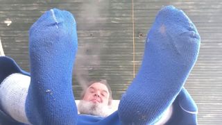 Große blaue Socken