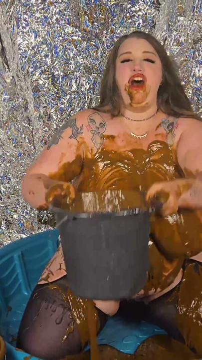 Melonie Nosha Huge Tits and Hairy Chick Is a Big Sexy Mess