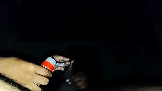 Hintli azgın kız büyük amını tatmin etmek için arkadaşının evine geldi xxx videoları