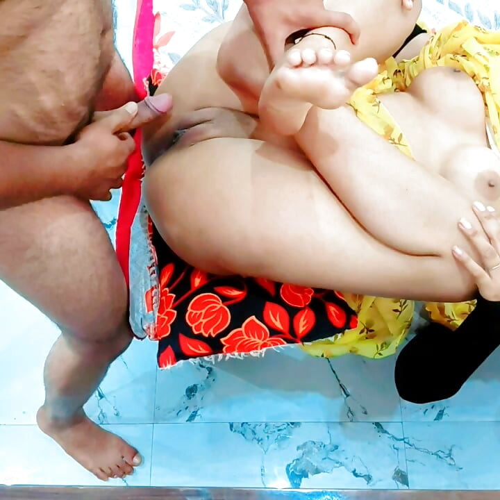 Varm og sexet desi indisk kone kneppet med devar, da hendes mand var udenfor hjemmefra