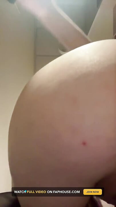 POV De Baixo: Dançando Em Meias E Saltos Sobre Seu Rosto - Conversa Russa Suja, Fetiche De Calcinha E Dedilhado Anal