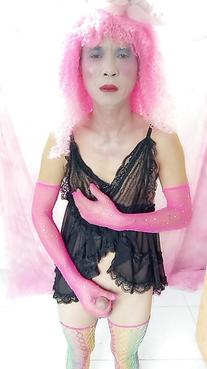 Oanh Le transgender wearing sexy clothes stabbing her cock