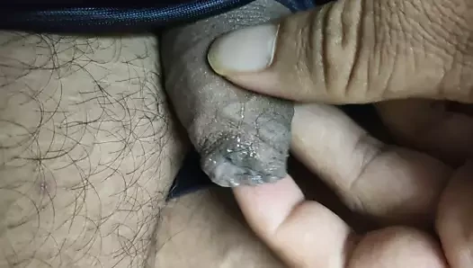 kesilmemiş hint küçük penis ıslak precum 007
