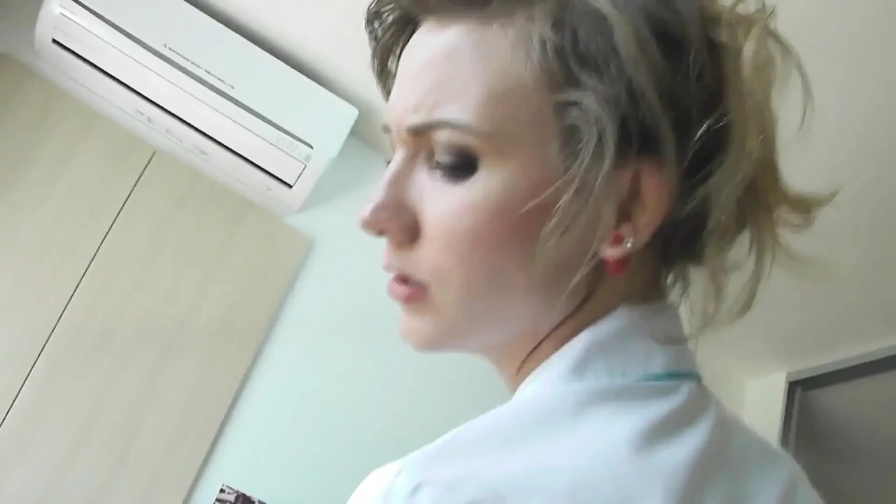 淫荡继母的男孩