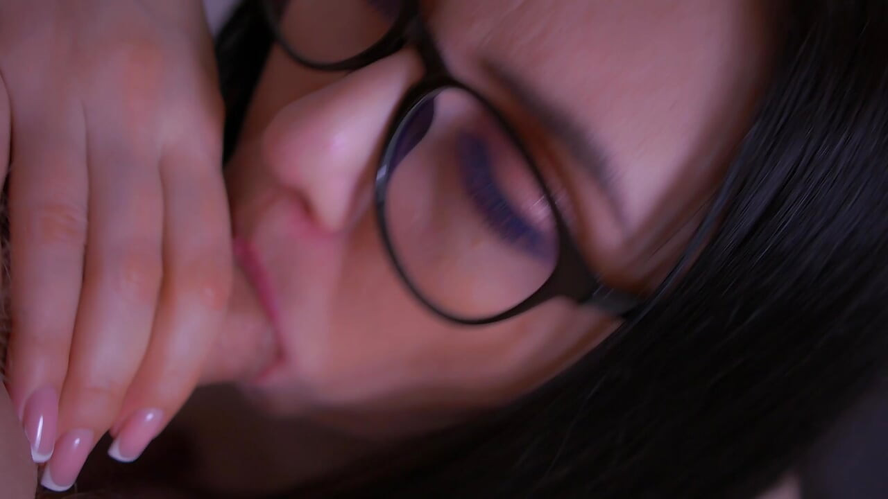 Slut Gives Slobbering Blowjob