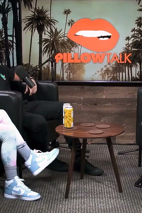 Lexy Panterra Shakes Ass in Podcast Studio!