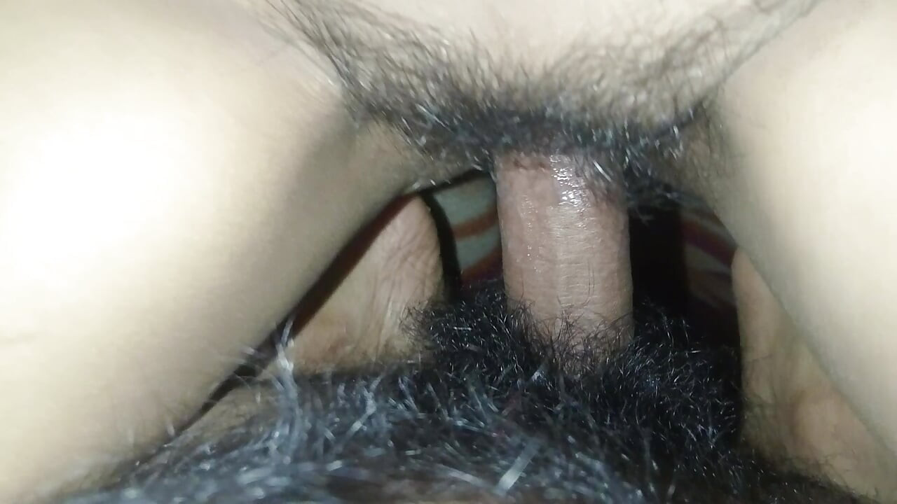 Iubită virgină de 18 ani futută video desi xxx sexy