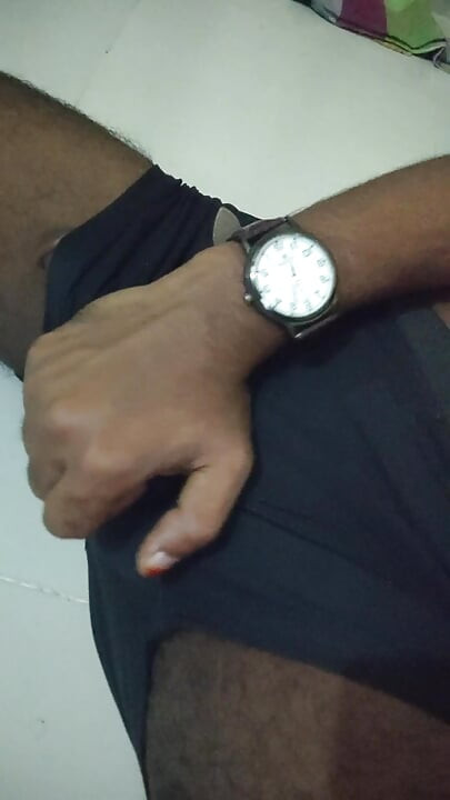 Iam so creagy but is fully my roommet he not  showing up but I show it