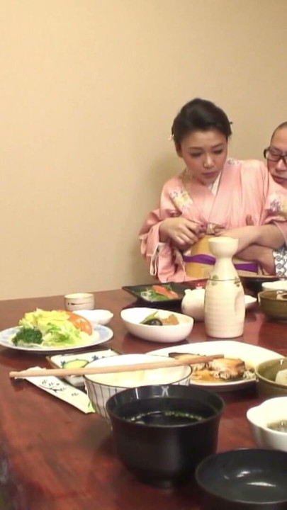 Yüzüme otur ve seni yalayacağım japon kız, amını yalayacağım – üvey baba | Klip 1