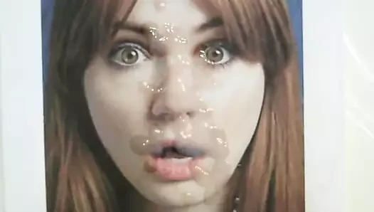 Karen gillan haraç 1