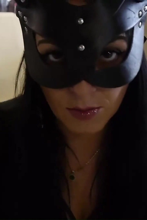 I'm Already Very Wet, Do U Want to Feel It?