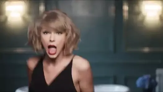 Taylor Swift singing