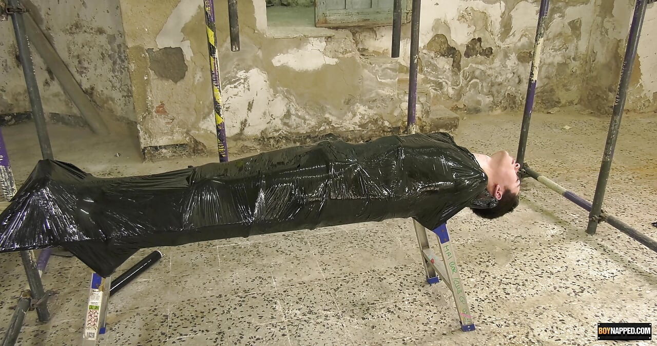 Perfectly Positioned for Face Fucking