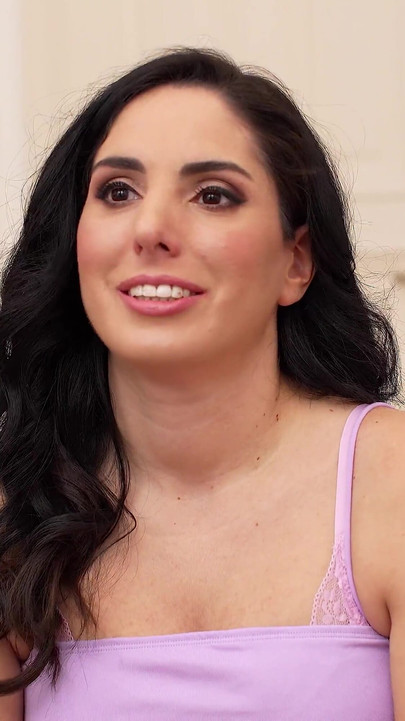 Entrevista De La Zorra Española Linda Del Sol