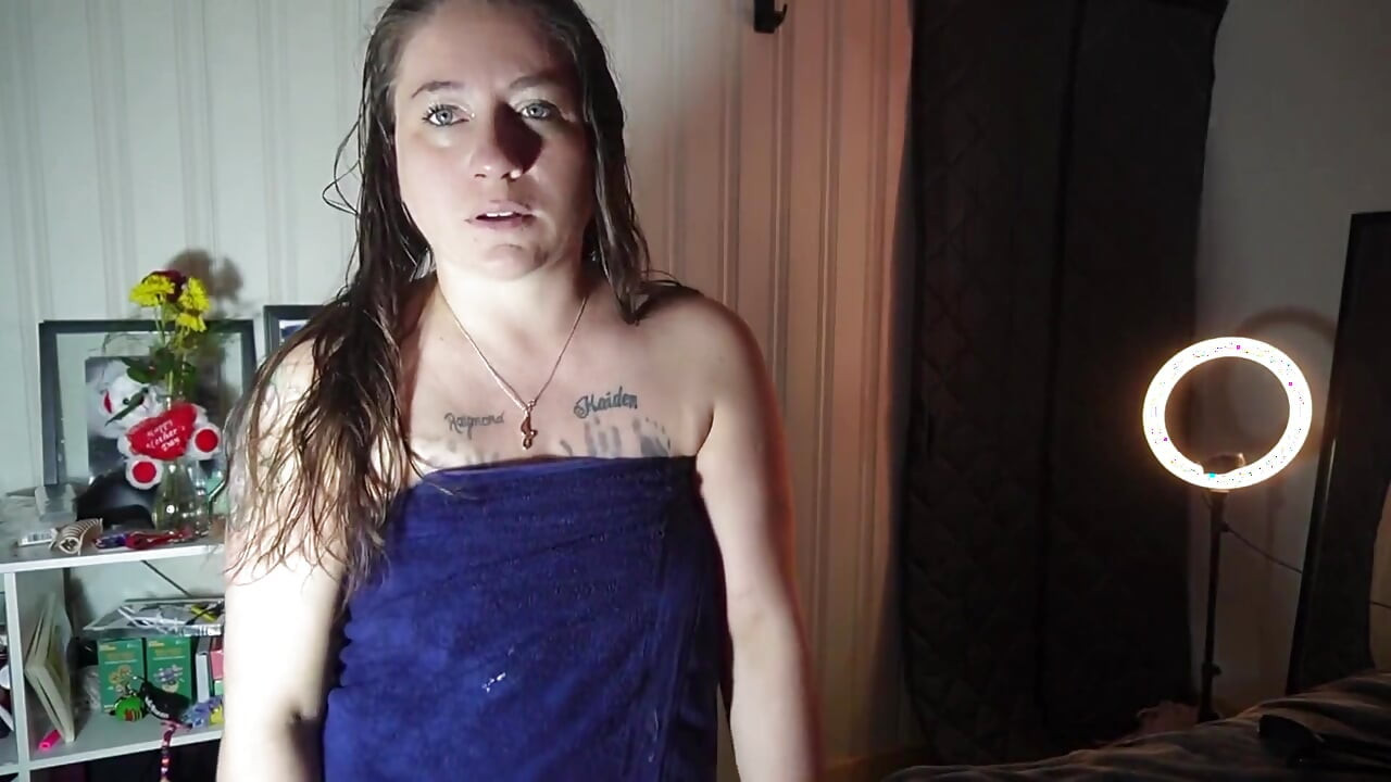 Virtual POV Stepbro Gets a Blowjob
