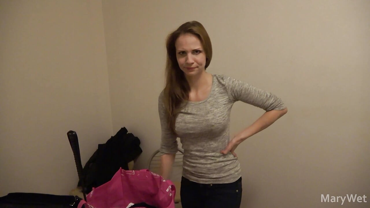 Fã rebocado depois de show ao vivo no Sauna Club!