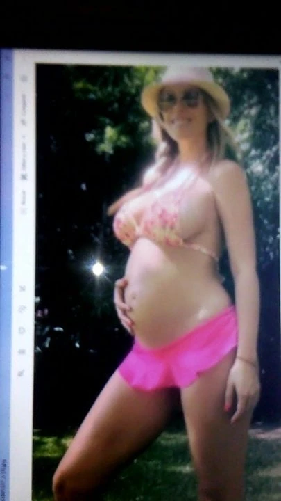 Tribute to busty pregnant beauty