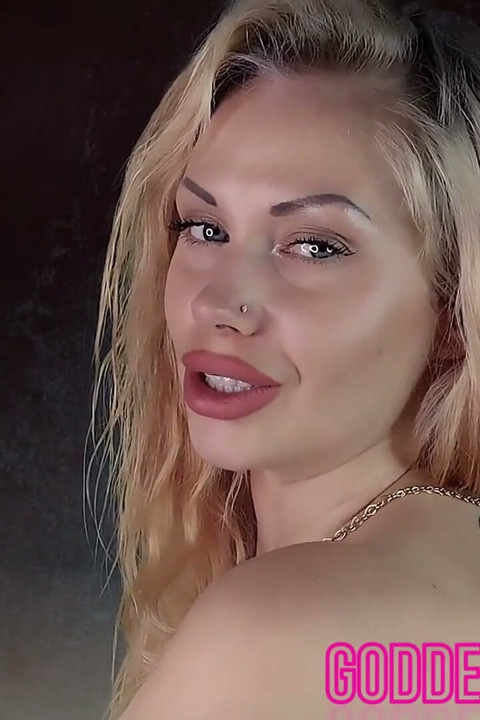 Mesmerizing love addiction! Your heart will beats just for me