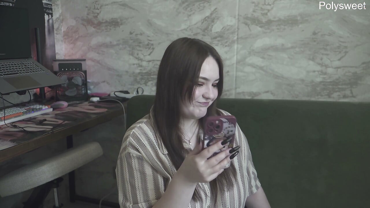 Porn Story - My Boss Knows What I Like (russian, Strap-on, Cunnilingus, Spanking, Femdom)