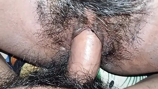 Habang malakas ang ulan sinamantala namin ni best friend ang nag kantotan