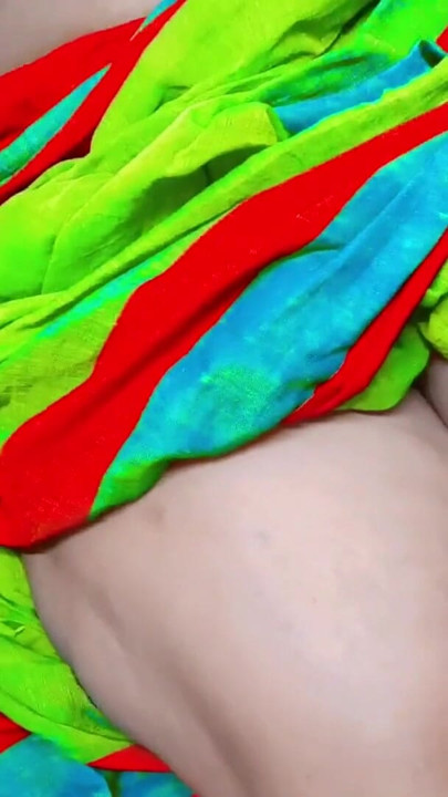 My stepmother came to me to fuck me wearing a new saree, so I fucked her as I wanted. | Clip 1