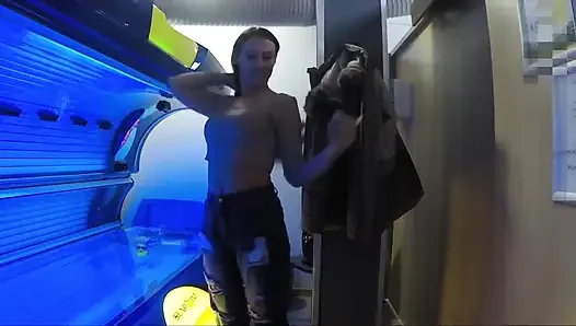 Beni Güneş Yatağında Izleyen Voyeur!