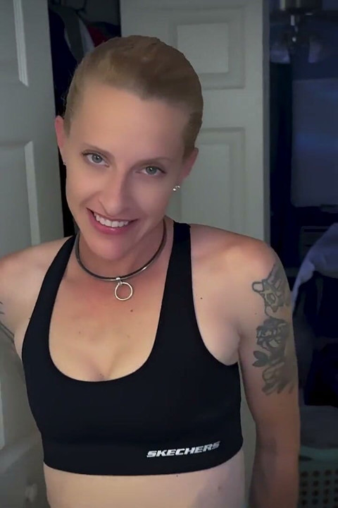 Gym Girl Desperation Begging Stepdaddy to Piss