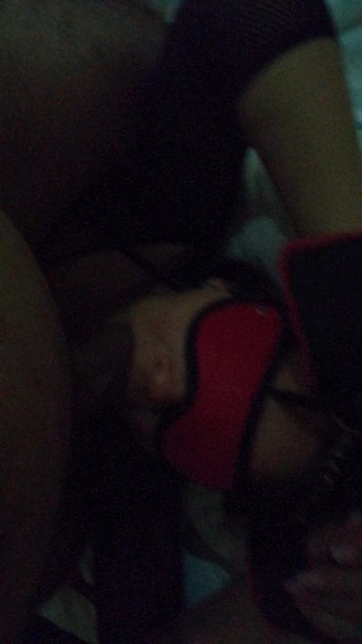 My wife blinfolded and tied suck my cock