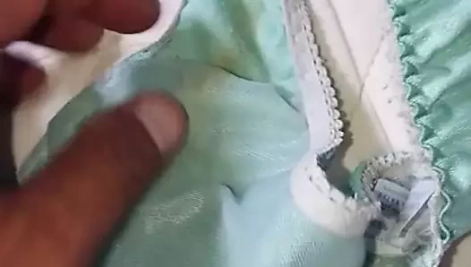 üvey kardeş3 kirli panty ve sutyen2