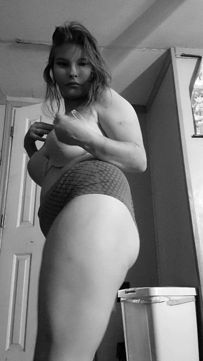 Fully unclothed undressed xxxc