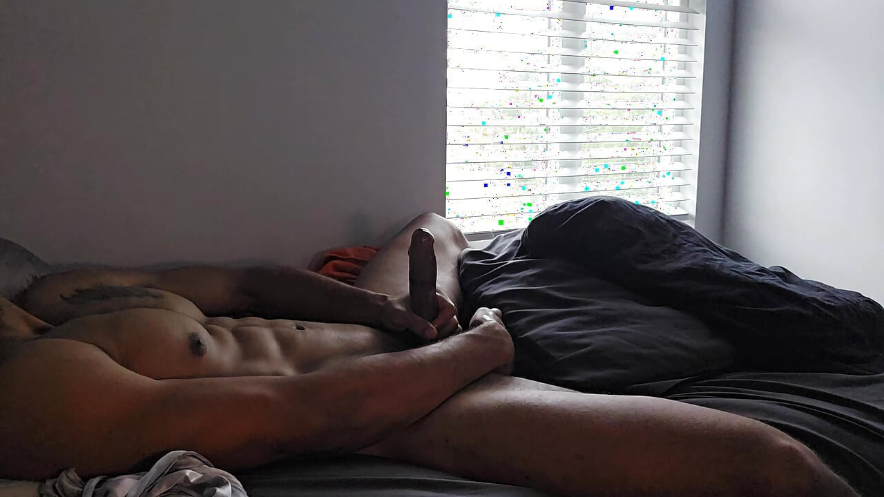 Hot Muscle Man Jerks Till He Cums