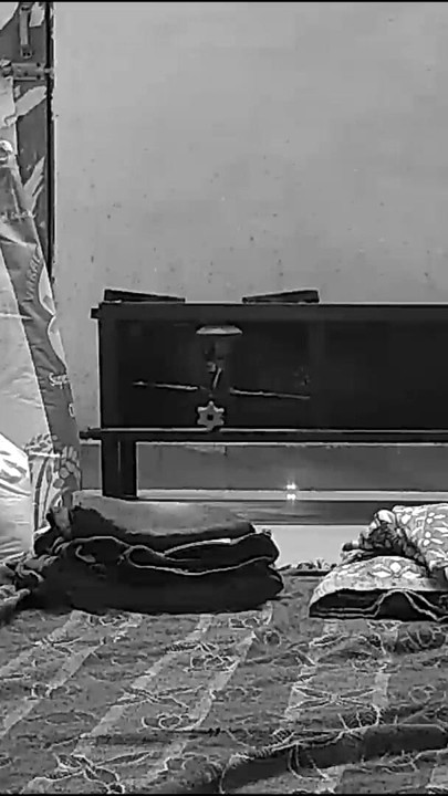Must-share moment from "Indian house wife kissing ass b"