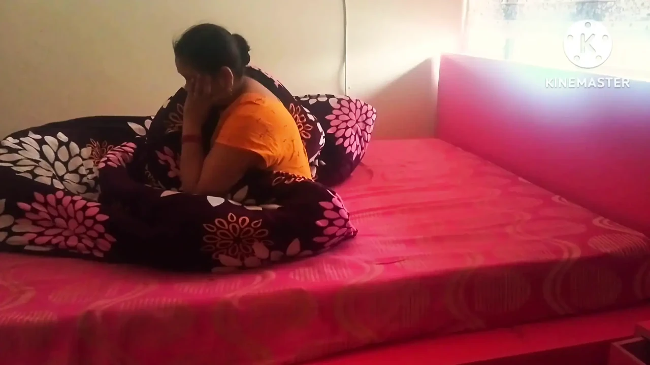 Primary Teacher Called Her BBC Boyfriend at Room Shahjahanpur Whole Night Drink Love Juice