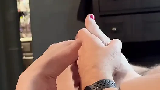 Oben-ohne-ehefrau Gibt Footjob