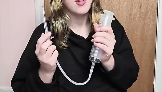 Клизма в шприце