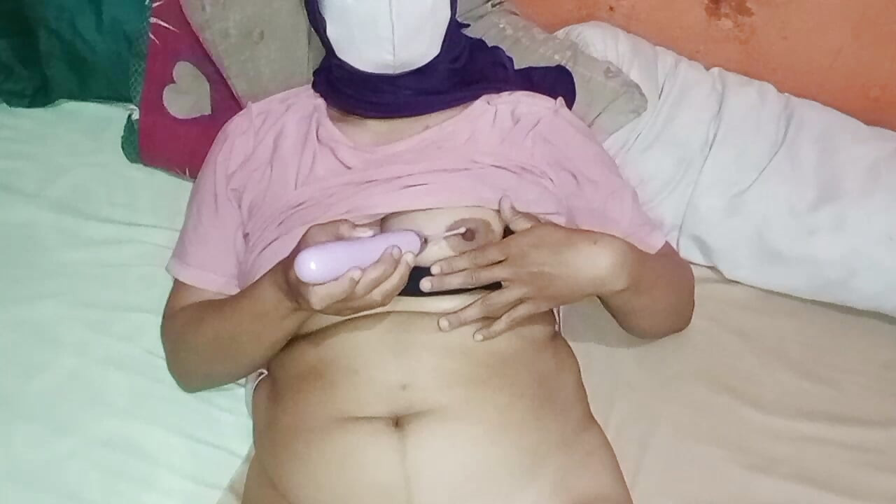 I need help, please. I masturbate until I squirt.